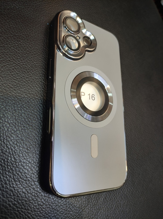 قاب آیفون ۱۶ سیلور مگ سیف دار