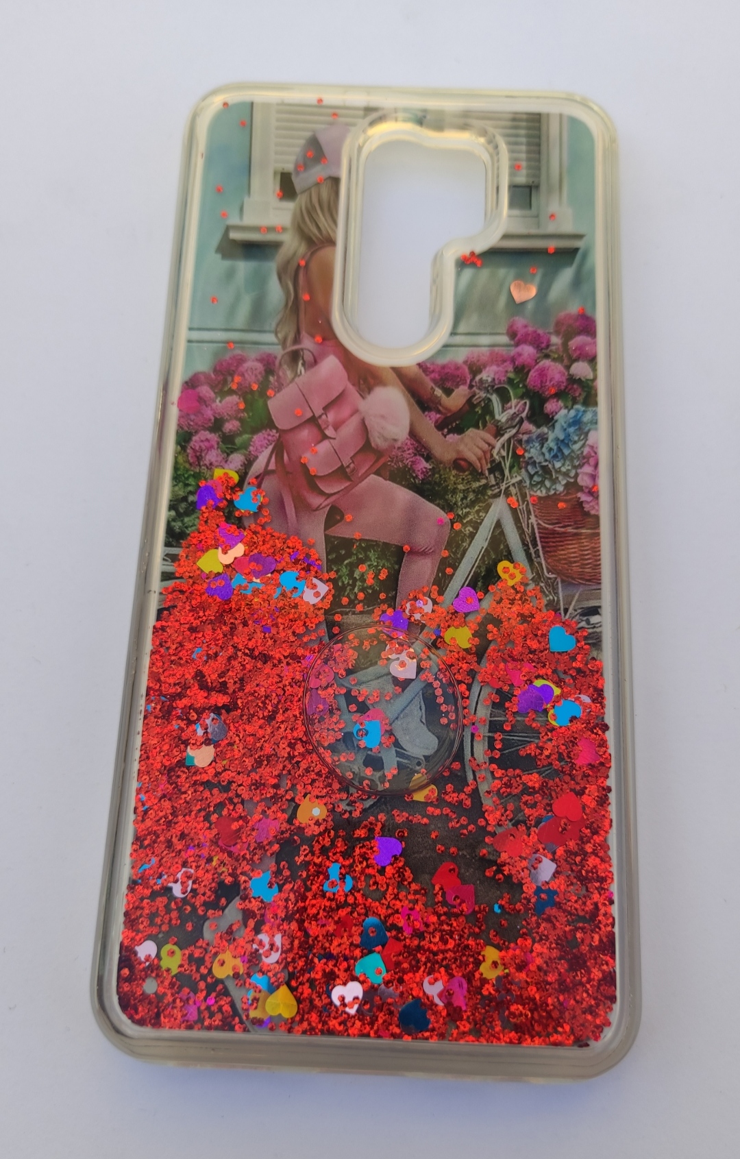 کاور آکواریومی نوت ۸ پرو با اکلیل قرمز و طرح دخترانه