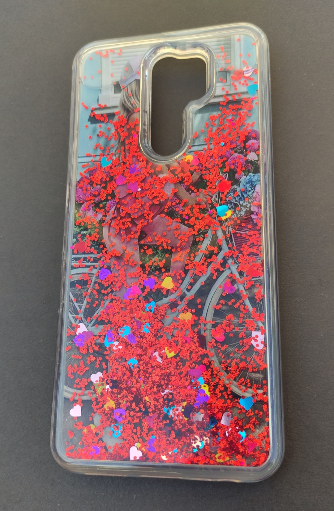 کاور آکواریومی نوت ۸ پرو با اکلیل قرمز و طرح دخترانه