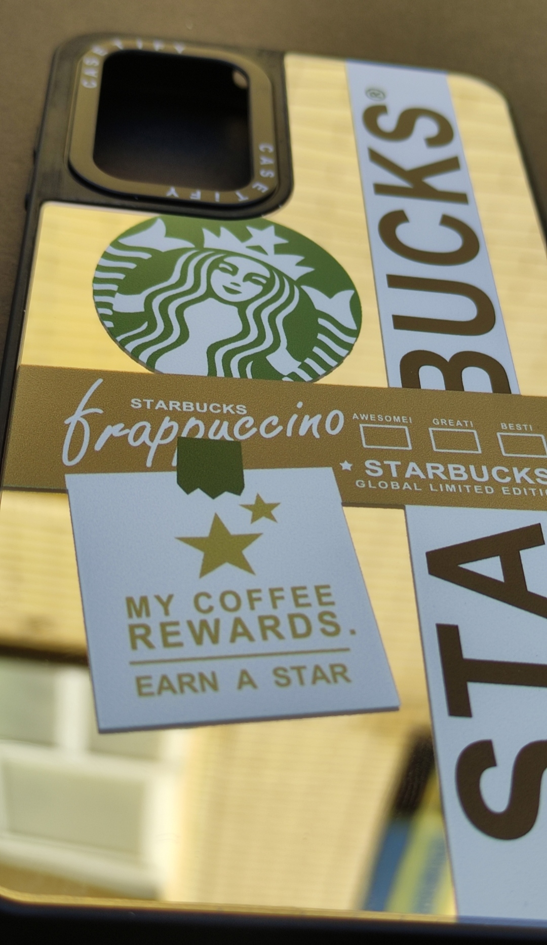 کاور آینه‌ای طرح استارباکس مخصوص سامسونگ A13 و A23 با سطح براق و طراحی خاص