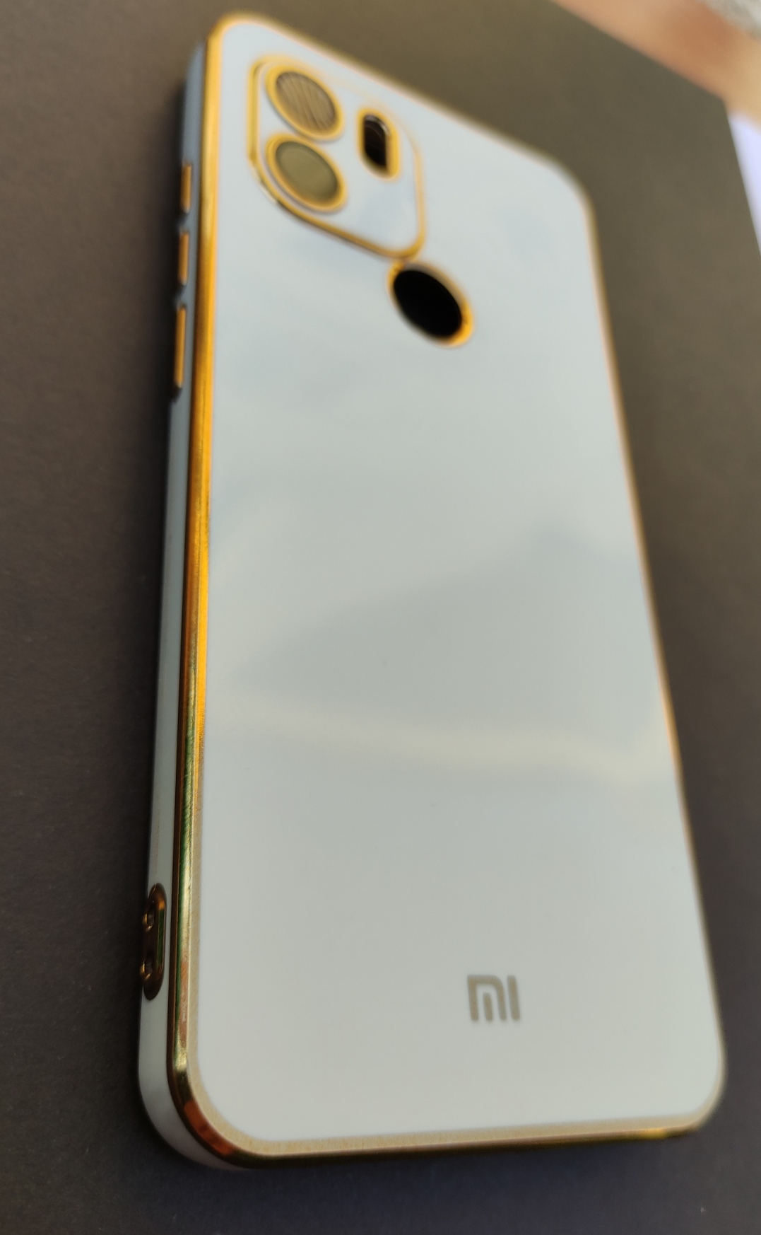 کاور My Case پشت سفید با فریم طلایی مخصوص Mi 11 Lite همراه با قاب سیلیکونی رایگان