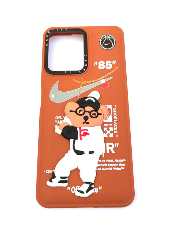 کاور برجسته Redmi Note 12 5G طرح خرس بیسبال با پسزمینه قهوهای و لوگو نایک