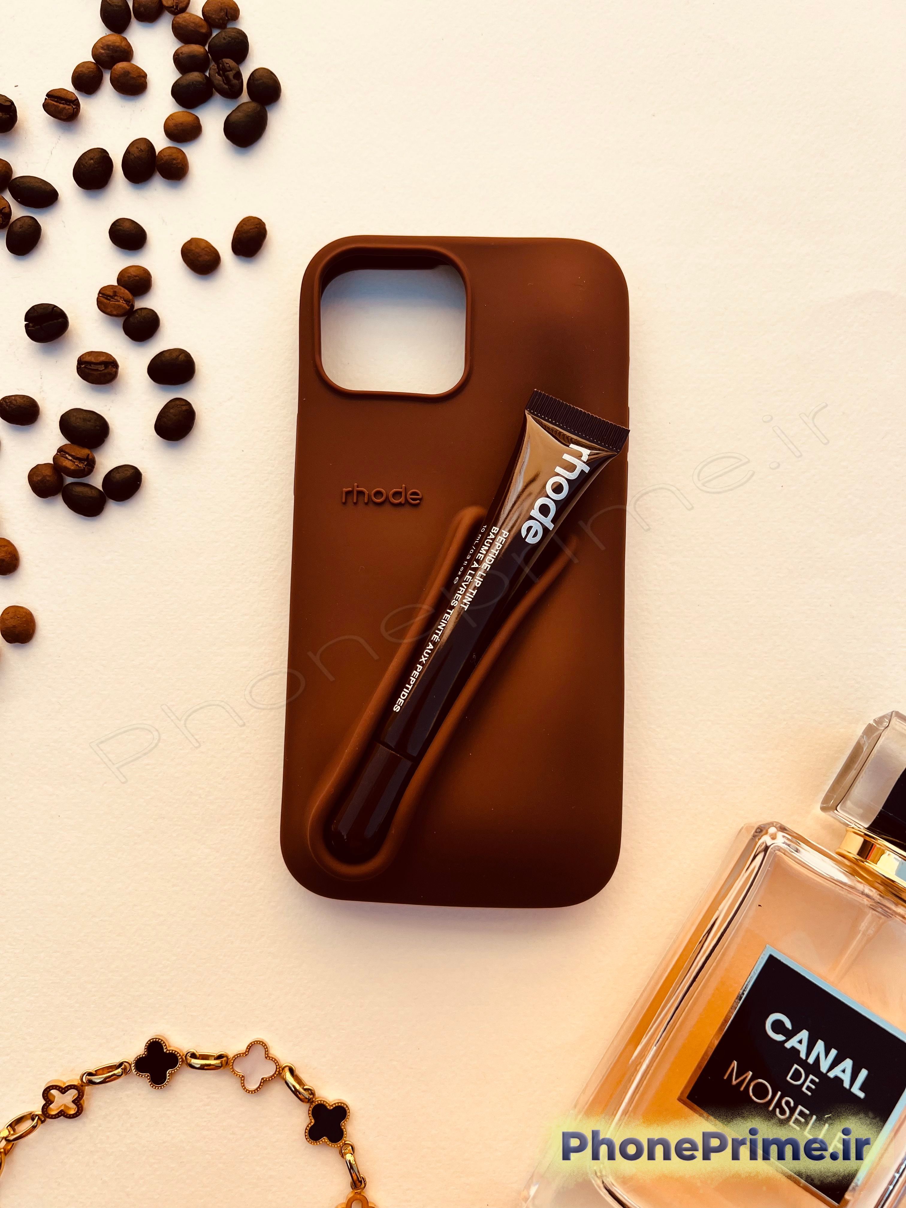 کاور لیپ‌گلس‌دار لاکچری برای iPhone 12/13 Pro Max، همراه لیپ‌گلس اصل ایتالیا و بسته‌بندی پک‌دار.