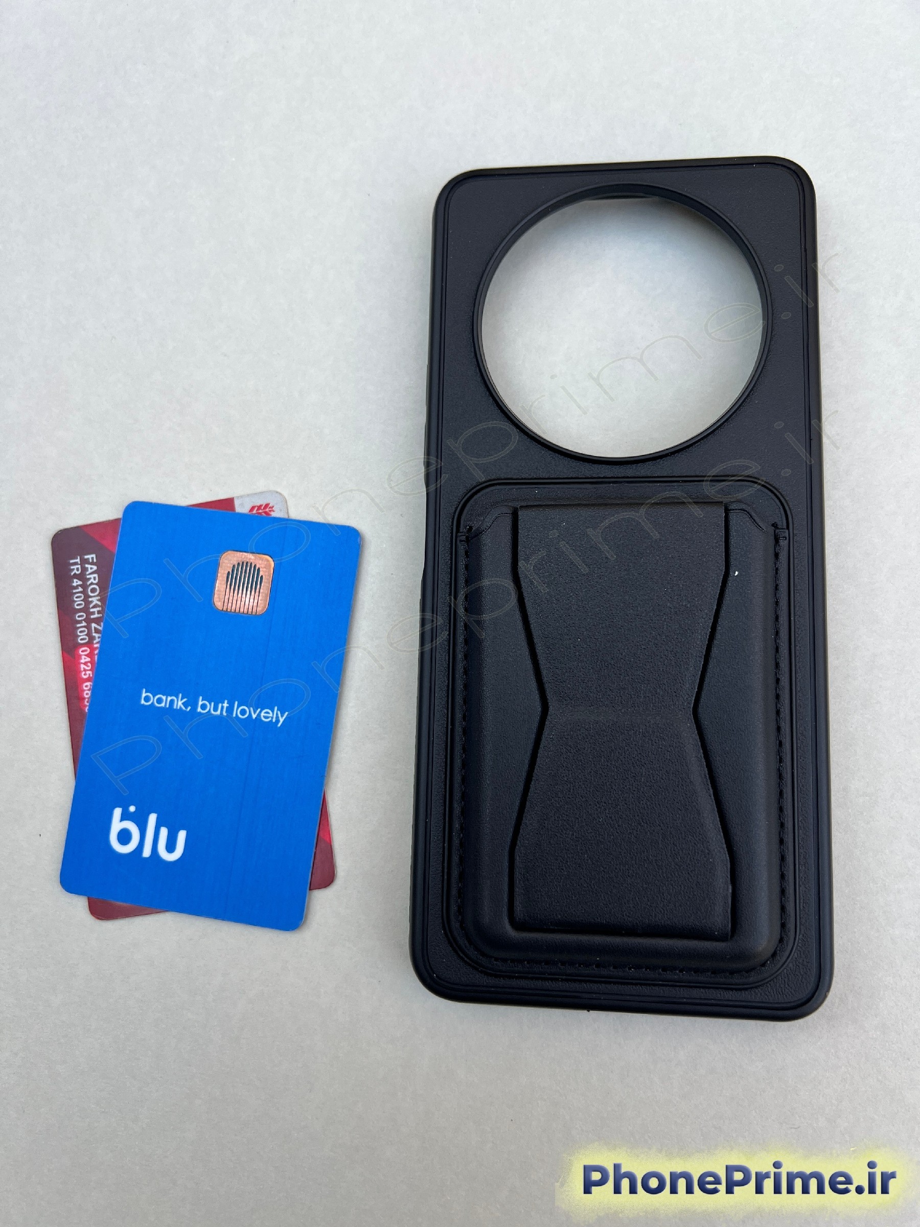 قاب چرمی ولت‌دار با جای کارت بانکی و قابلیت استند مخصوص Xiaomi Redmi 14C – جنس چرمی باکیفیت و محافظ ضدضربه.