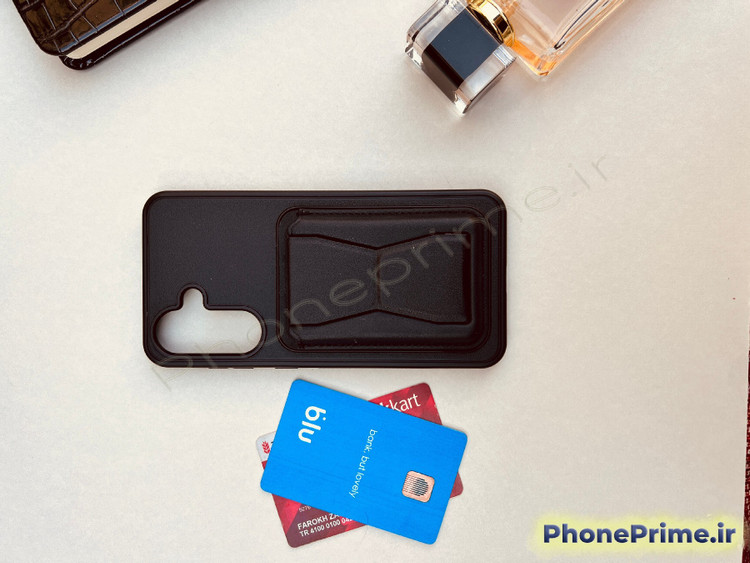 کاور چرمی ولتدار با جای کارت و قابلیت استند تاشو مخصوص سامسونگ Galaxy A05s – طراحی شیک و محافظ مقاوم.