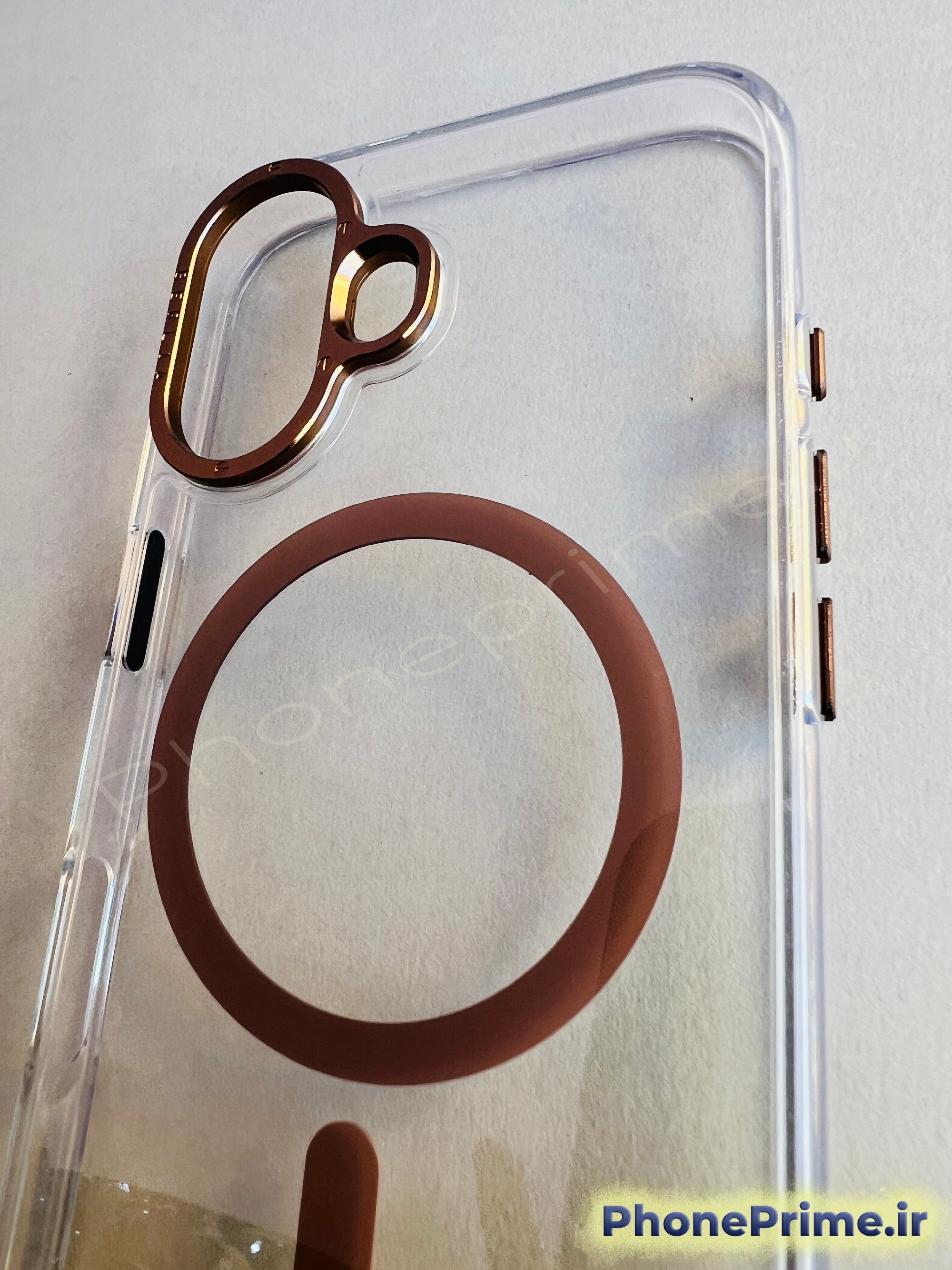خرید کاور شفاف ضدزردی آیفون 16 با فریم تیتانیومی Desert و مگسیف اصل – محافظ شفاف لوکس و مقاوم