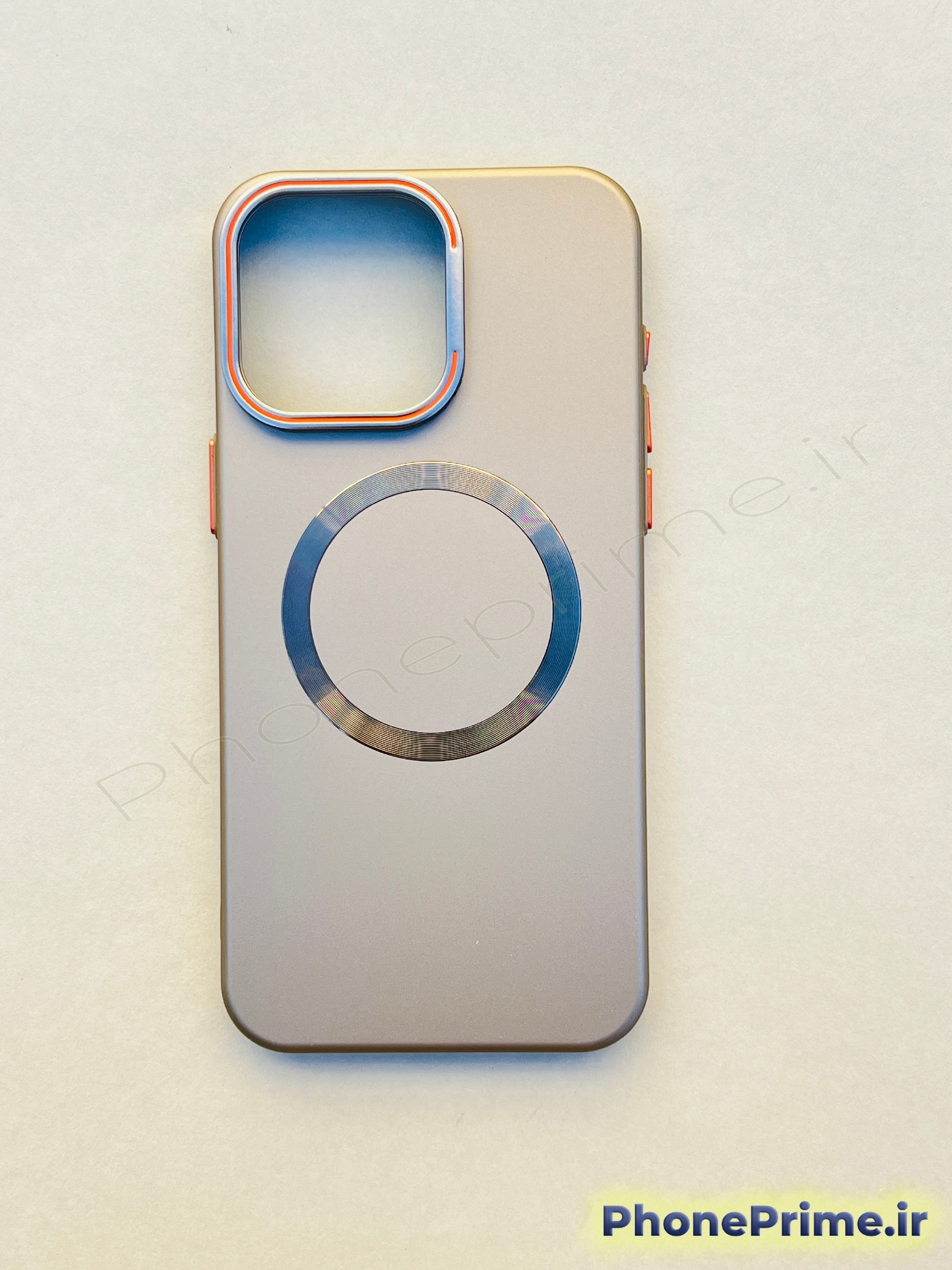 کاور طلایی مات آیفون 15 پرو مکس با مگسیف