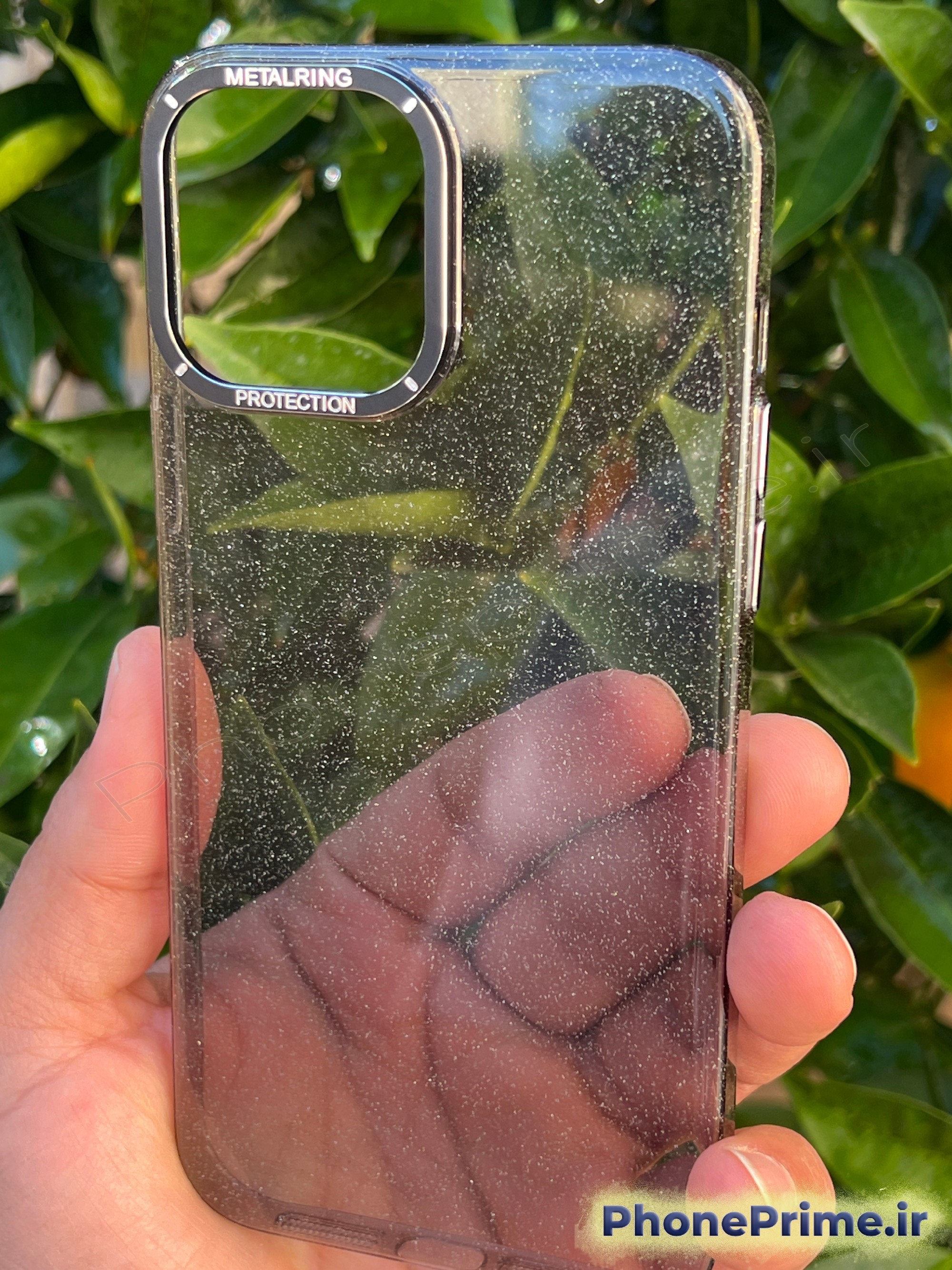 عکس کاور شیشه‌ای دودی شاین با فریم تیتانیومی برای آیفون 15 پرومکس – مدل اسلیم و ضدزردی
