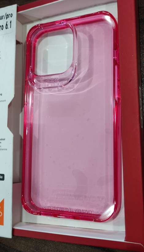 قاب شفاف گوشی آیفون 13 پرو برند Gear4 اصل مدل کریستال پالاس (Crystal Palace) محافظ D3O اورجینال (iphone 13 pro)